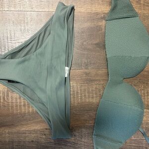 H&M Green Ribbed Bikini Set